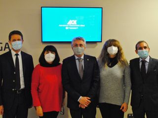 Nelle foto un momento dell'incontro tenutosi presso la sala Unesco dell'A.C.A. Nelle foto un momento dell'incontro tenutosi presso la sala Unesco dell'A.C.A.