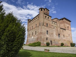 Castello di Grinzane (Archivio Ente Turismo Langhe Monferrato Roero)
