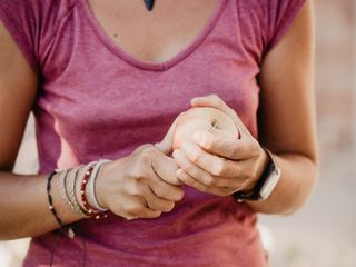 Nella fotogallery di Barbara Guazzone Jessica Riviera e la cavalla Fatima al loro passaggio a Cascina Carlotta
