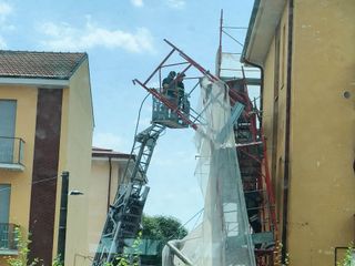 Vigili del Fuoco al lavoro in via Ognissanti