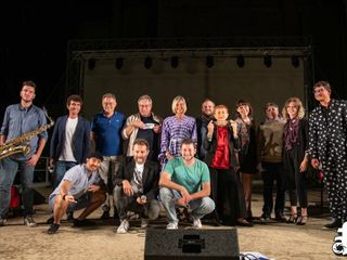 Lo staff che oggi lavora ai programmi dell'emittente albese