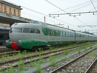 L'Arlecchino fermo sul binario