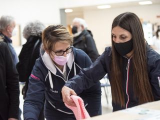 Paola Parazzoli e Silvia Dellapiana, promotrici del progetto di solidarietà (Foto di Barbara Guazzone) Paola Parazzoli e Silvia Dellapiana, promotrici del progetto di solidarietà (Foto di Barbara Guazzone)