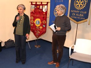 Paola Boggetto, preside dell'Istituto Cillario Ferrero, insieme all'esperto Roberto Cavallo