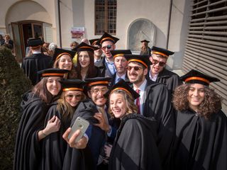 Studenti in festa alla cerimonia dello scorso anno (fonte Unisg) Studenti in festa alla cerimonia dello scorso anno (fonte Unisg)