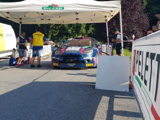 Il ministro Alfonso Bonafede, in visita ad Alba accolto dall'allora sindaco Maurizio Marello