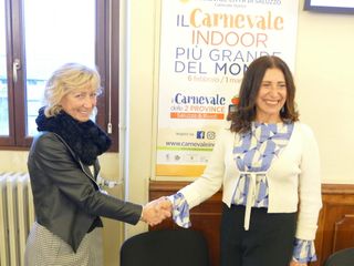 Passaggio di consegne tra le due Castellane: Graziella Toselli e Manuela Tosello Passaggio di consegne tra le due Castellane: Graziella Toselli e Manuela Tosello