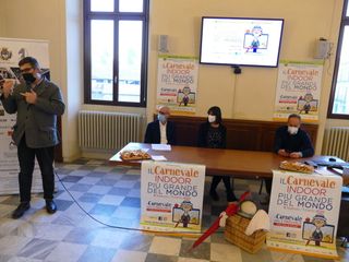 Il saluto del sindaco Calderoni alla conferenza stampa Il saluto del sindaco Calderoni alla conferenza stampa