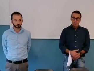Il vicesindaco Marco Pedussia, a destra, col dirigente scolastico Danilo Eandi