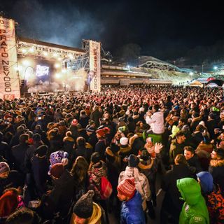 Prato Nevoso: il tradizionale Open Season inaugura la stagione sciistica (VIDEO) Prato Nevoso: il tradizionale Open Season inaugura la stagione sciistica (VIDEO)