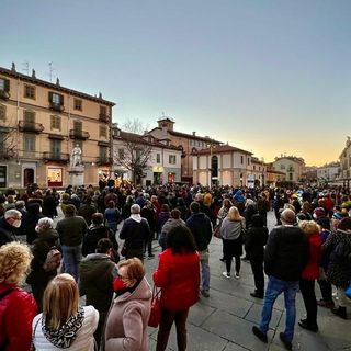 La manifestazione per la pace tenuta sabato a Saluzzo