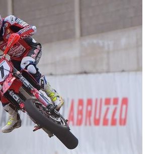 Bella immagine di Mauro Cucchietti, in azione ad Ortona