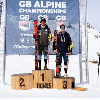 Sci alpino maschile: Edoardo Saracco sugli scudi a Tignes, battuto il francese Victor Muffat-Jeandet Sci alpino maschile: Edoardo Saracco sugli scudi a Tignes, battuto il francese Victor Muffat-Jeandet