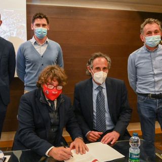 La sottoscrizione del protocollo di intesa del progetto di welfare WeAreFamily (credit Danilo Ninotto) La sottoscrizione del protocollo di intesa del progetto di welfare WeAreFamily (credit Danilo Ninotto)