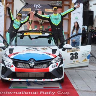 International Rally Cup: Giordano-Siragusa vincono anche al "Carnia" e si aggiudicano il Trofeo 4RM International Rally Cup: Giordano-Siragusa vincono anche al "Carnia" e si aggiudicano il Trofeo 4RM