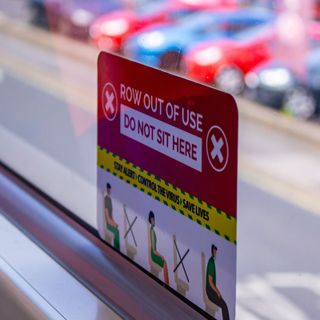 Lezioni su due turni e più bus (carichi al 50%) in entrata e uscita: il piano della Regione per far ripartire in sicurezza le lezioni Lezioni su due turni e più bus (carichi al 50%) in entrata e uscita: il piano della Regione per far ripartire in sicurezza le lezioni