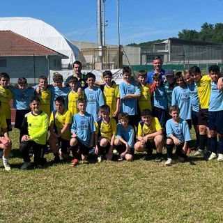 Garessio-Pedona, clima di amicizia tra i ragazzi dopo le recenti polemiche (FOTO) Garessio-Pedona, clima di amicizia tra i ragazzi dopo le recenti polemiche (FOTO)