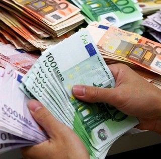 Risparmi e rendimenti: quali opportunità oggi con i conti deposito? Risparmi e rendimenti: quali opportunità oggi con i conti deposito?