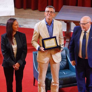 Appuntamento il 14 maggio al Casinò di Sanremo con Claudio Paglieri e il suo "Il Conte Attilio" per i Martedì Letterari