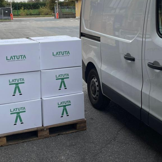 Latuta.com, abbigliamento da lavoro professionale con spedizioni celeri e preventivi su misura