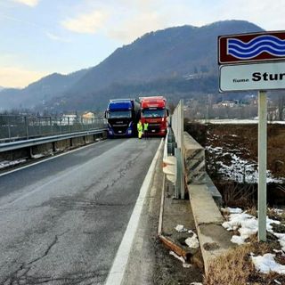 Prove di carico sul ponte dell'Olla Prove di carico sul ponte dell'Olla