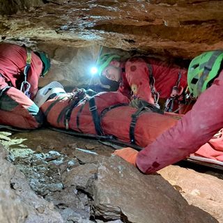 Alcune immagini dell'esercitazione tenuta nel fine settimana sulle montagne al confine tra Piemonte e Liguria