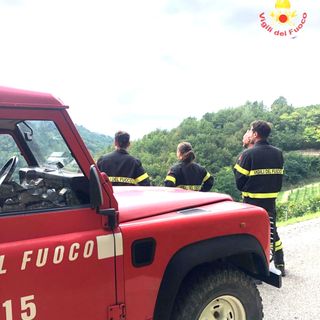Si smarrisce nelle campagne di Castino: lo recuperano i Vigili del Fuoco