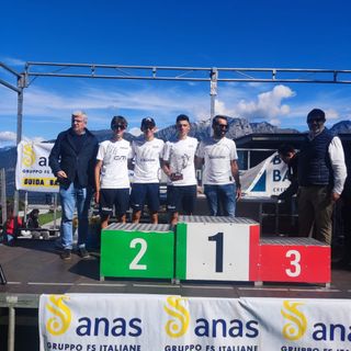 Nelle foto le formazioni allievi ed esordienti alla gara di Madonna del Ghisallo