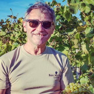 Massimo Diotti, in un'immagine pubblicata sulla pagina Facebook della sua cantina