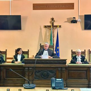 Da sinistra a destra: il procuratore Onelio Dodero, il presidente della sezione civile Roberta Bonaudi, il presidente di sezione Edmondo Pio, il giudice Elisabetta Meinardi e il nuovo presidente del tribunale di Cuneo Mario Amato