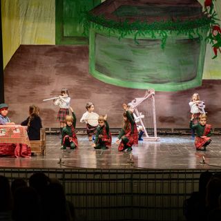 Sabato 13 dicembre l'applaudito spettacolo dell'Asilo Miroglio Sabato 13 dicembre l'applaudito spettacolo dell'Asilo Miroglio