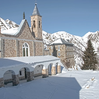 Il santuario di Sant'Anna di Vinadio immortalato dalle webcam di i-gate.it