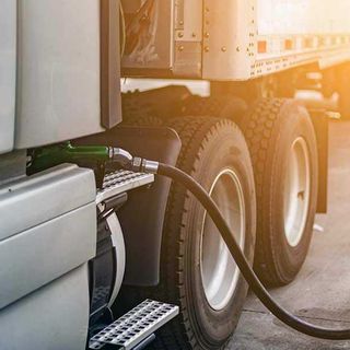 Autotrasporto, l’allarme da Cuneo: il caro gasolio mette in crisi il settore