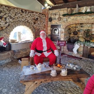 Il 21 e 22 dicembre tornato il villaggio di Babbo Natale al Bosco di Busca Il 21 e 22 dicembre tornato il villaggio di Babbo Natale al Bosco di Busca