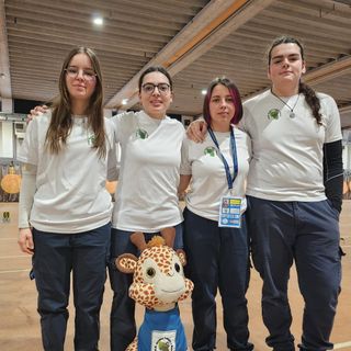 Da sinistra: Lucia Manfredi, Elisabetta Messina, Emma Astrid Dutto e Christian Messina Da sinistra: Lucia Manfredi, Elisabetta Messina, Emma Astrid Dutto e Christian Messina