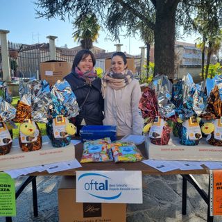 In foto volontari dell’OFTAL al Santuario della Madonna dei Fiori di Bra