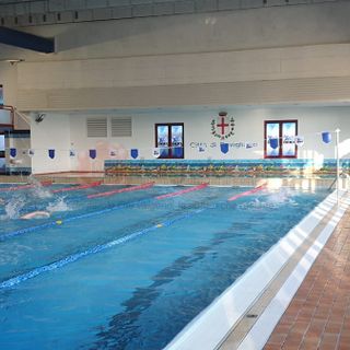 "Chiediamo una nuova piscina per Savigliano": a firmare la petizione anche il papà dell'atleta olimpica Sara Curtis