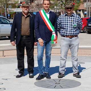 Il sindaco Manzone con i nuovi capogruppo Il sindaco Manzone con i nuovi capogruppo