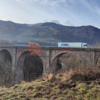 Ponte dell'Olla sulla statale 21, preoccupazione dopo i nuovi distacchi: domani un incontro in Prefettura
