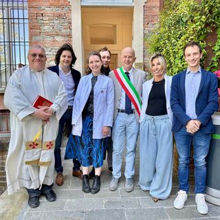 L'inaugurazione e la benedizione della farmacia in via Foglio 1 a Serralunga
