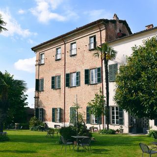 Castelli in Verde: a Verduno due giorni di cultura e natura tra erbe selvatiche, picnic e musica elettronica