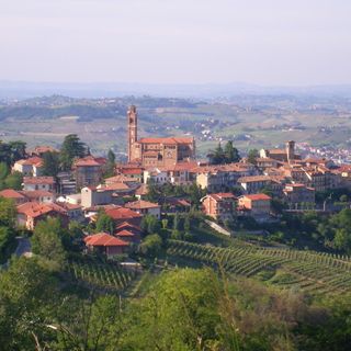 Castiglione Tinella festeggia la patronale di San Luigi e la seconda edizione dell’evento dell’artista Ernesto Morales