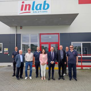 Il cardinal Gambetti con i vertici Inalpi