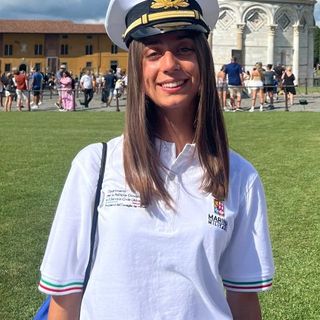 Mara Mattis, classe 2008, ha terminato il terzo anno del Liceo Linguistico di Bra con una media di 9.8