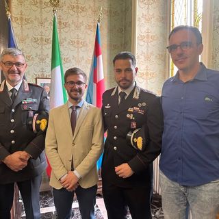 Vetrine del centro storico in frantumi, il sindaco Gatto: “Alba non tollera simili gesti”