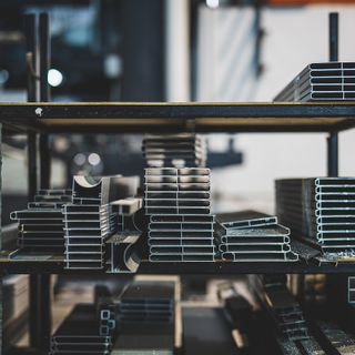 Stoccatori elettrici e industria 4.0: soluzioni smart per l'ottimizzazione della catena logistica