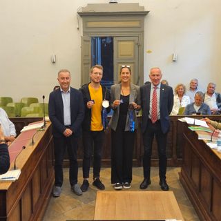 Saluzzo, campioni del nuoto sincronizzato ricevuti in Consiglio comunale