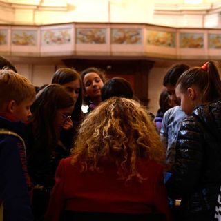 Alla Biblioteca di Alba una mostra dedicata al premio “Il Gigante delle Langhe”