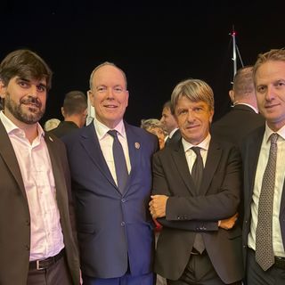 Il Principe Alberto II con i sindaci Flavio Borgna di Cerretto Langhe , Emanuele Sottimano di Niella Belbo e Marco Pallaro di Novello