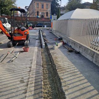 Alba, partono i lavori di rifacimento dei marciapiedi di piazza Urbano Prunotto